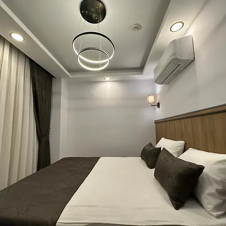 Quality Gold Hotel *